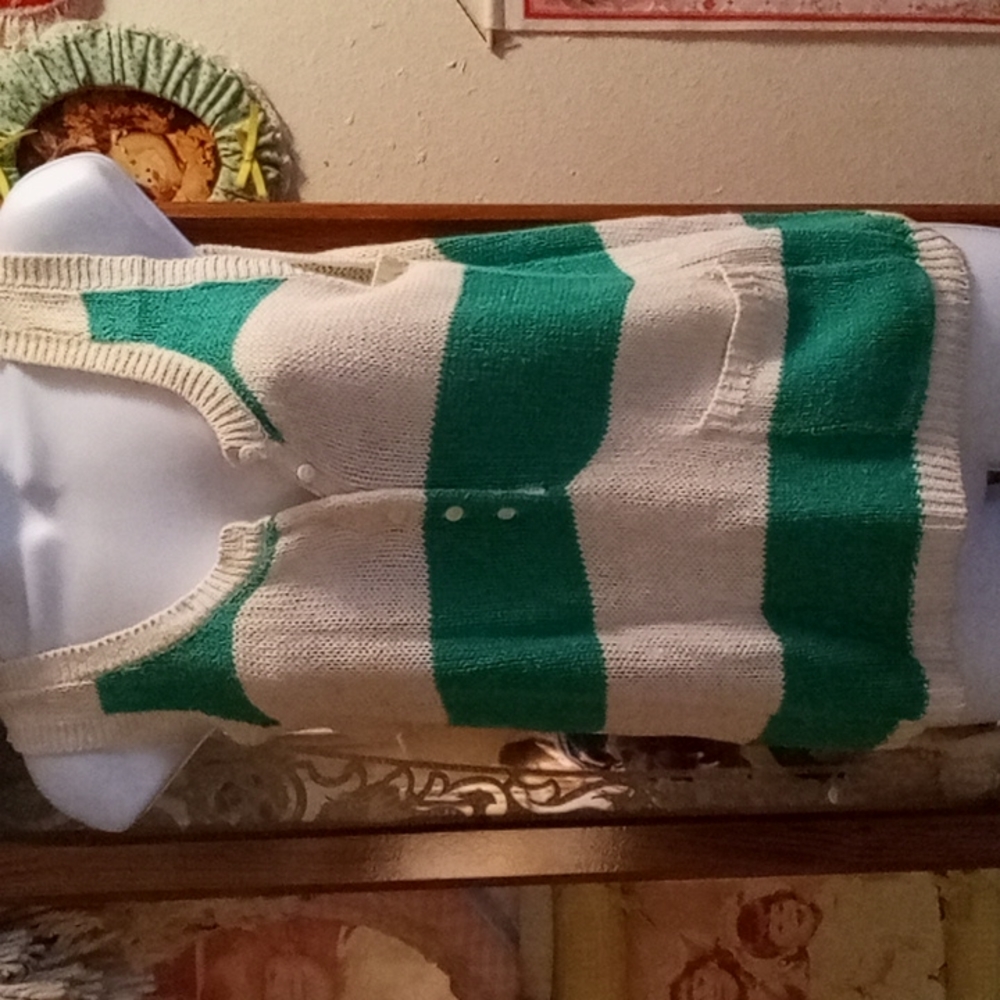 Sexy,Vintage 80s,Lightweight, Tank Style,Button Down,Green & White,Sweater Top💚